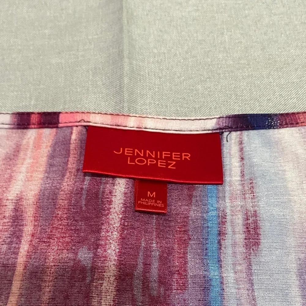 Jennifer Lopez Stunning Striped Open LS Burgundy and White Blouse sz M